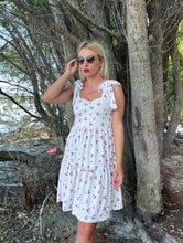 Učitaj fotografiju u galeriju , Haljina sa karnerima i trakama na vezivanje
