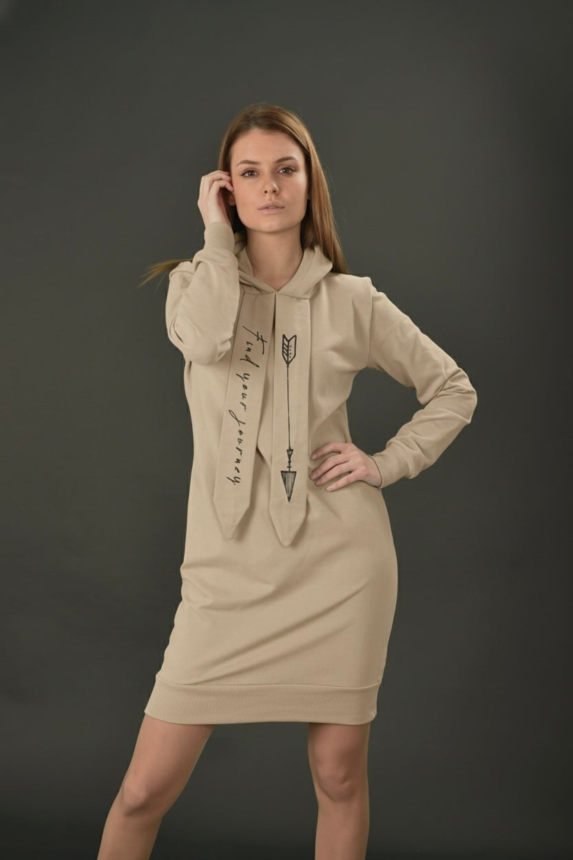 Krem duks haljina sa kapuljačom