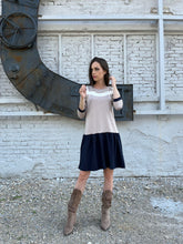 Učitaj fotografiju u galeriju , Haljina
