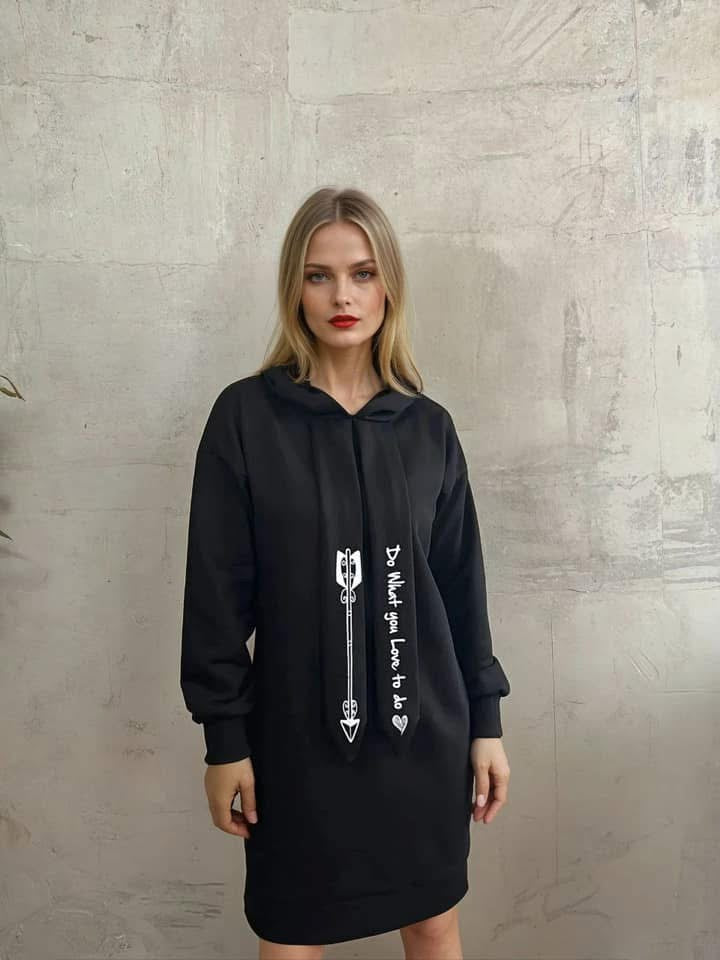 Crna duks haljina sa kapuljačom